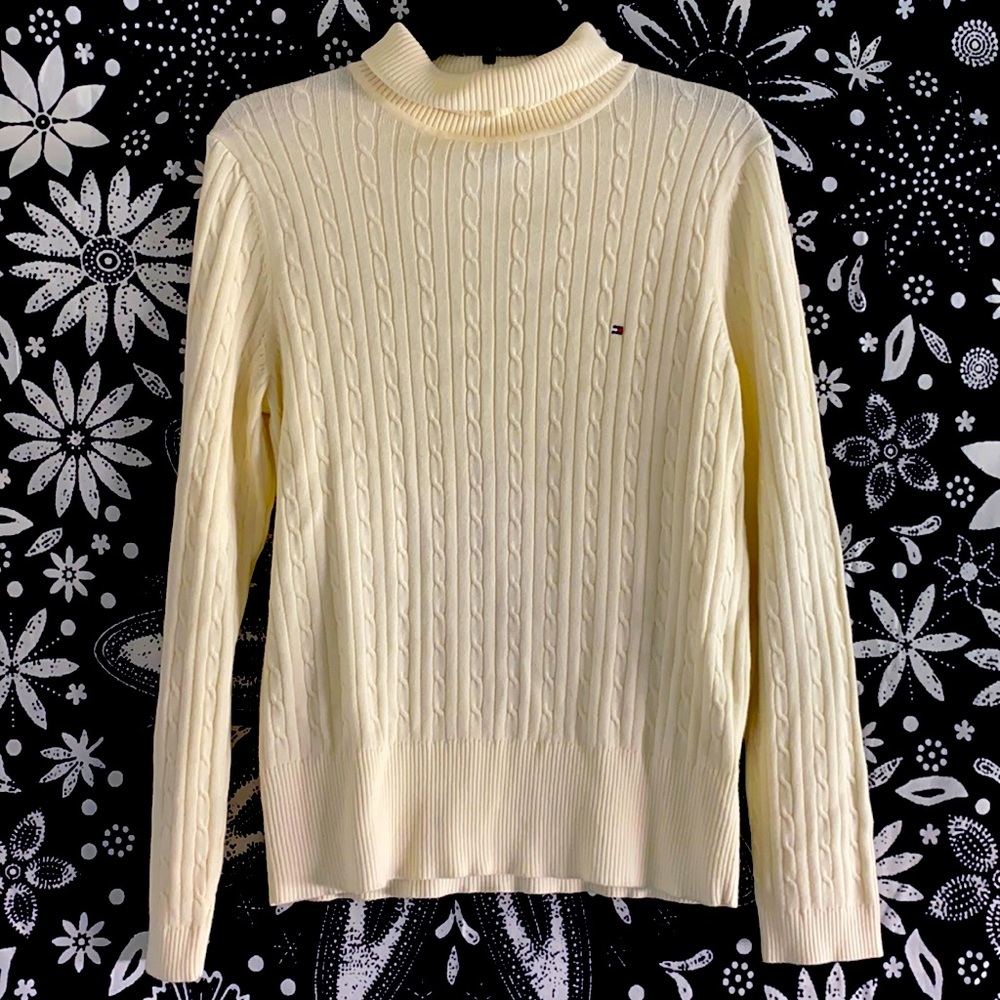 NWOT Tommy Hilfiger Turtleneck